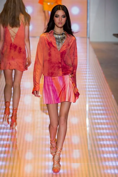 Look 34